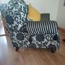 Three Piece Suite (4 seater 1 Seater & Poufet) Image 8