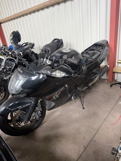 Honda blackbird breaking