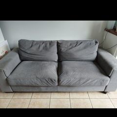 Free Sofa