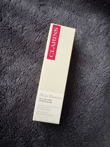 Clarins Skin illusion All in one concealer  - 15