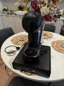 DeLonghi Nescafe Dolce Gusto Coffee Machine