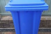 Wheelie bin
