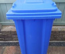Wheelie bin
