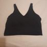 sports bra Image 3