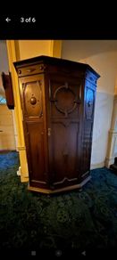 Georgian hall wardrobe