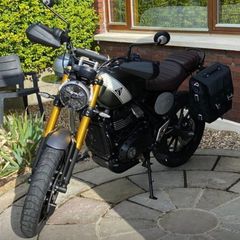 Triumph Scrambler 400 x