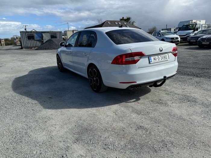 Skoda Superb 2.0TDi Automatic ..NEW NCT