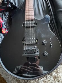 Sterling Musikman Axis Mint Condition