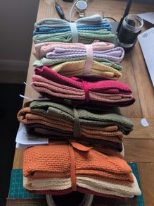 5 packs of waffle tea towels