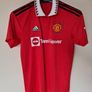 2022 adidas man utd home Size medium ptp 21" in like new condition Image 4