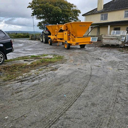 Mobile batching plant