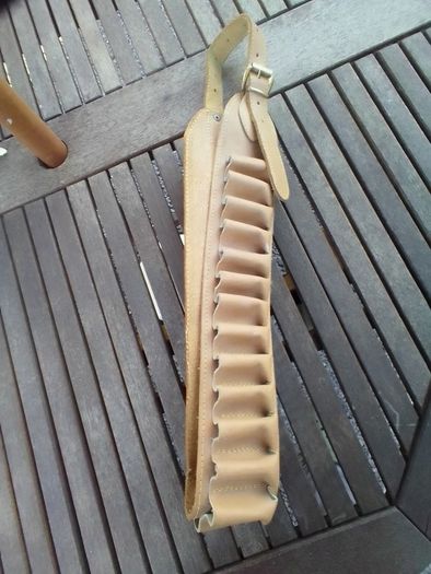 Gun belt  (leather)