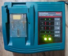 Makita DC24WA Battery Charger