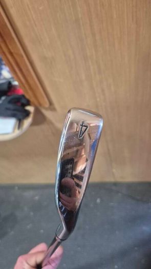Titleist U 505 4 iron