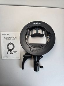Godox S2 Speedlight bracket