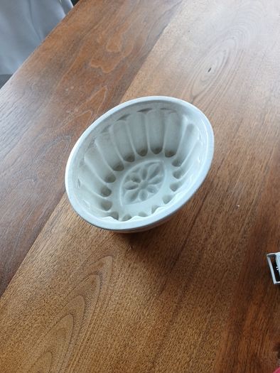 Ironstone jelly mold by T.G. & F. Booth
