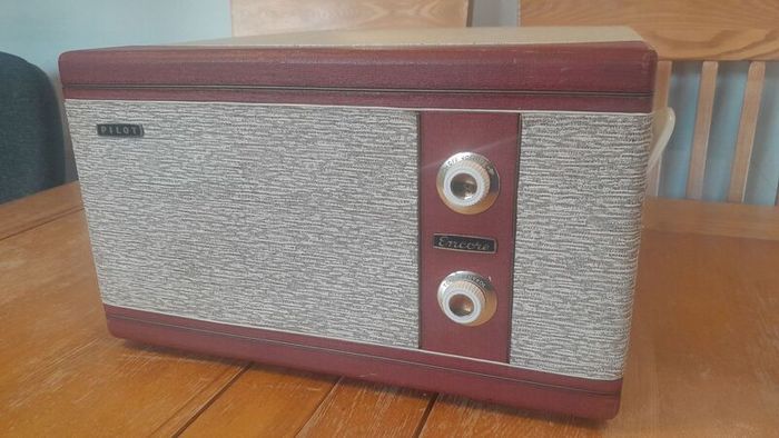 Rare 1957 Vintage Pilot Encore RC126, portable suitcase, record player. Excellent Vintage Condition. BSR 4 speed Turntable. Plays 33/3 and 45 RPM, 16's and 78's
