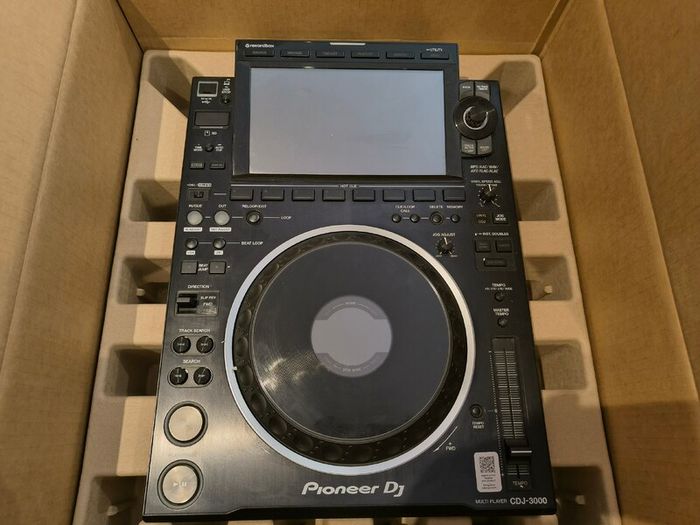 Pioneer DJ CDJ-3000 - excellent condition