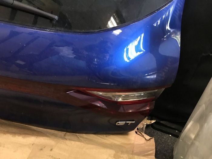 2016 Renault Megane GT boot lid