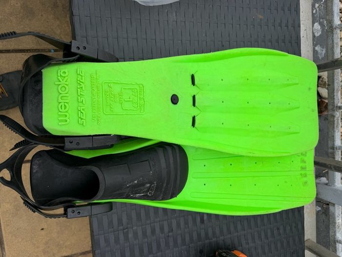 scuba diving open heel fins