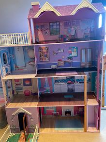 Doll House with Furniture