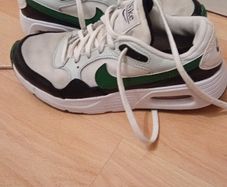 Nike Air Runners Size Uk 4
