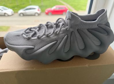 adidas Yeezy 450