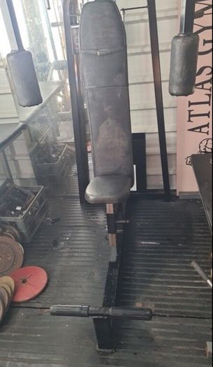 Pec Deck