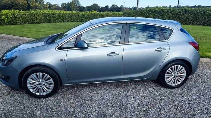 2015 Vauxhall Astra