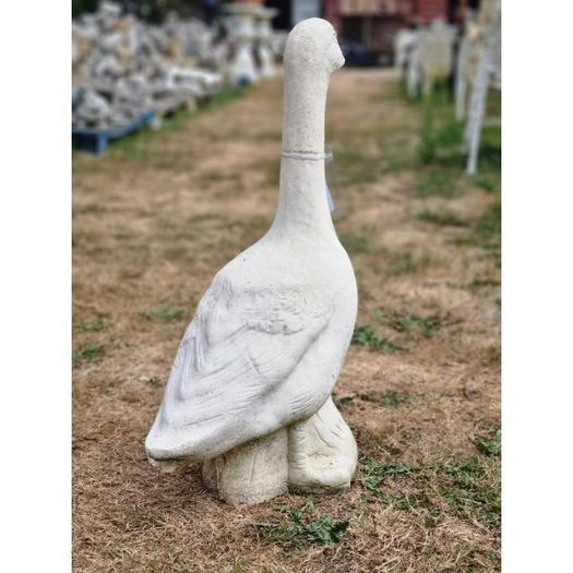 Large Goose White EG310