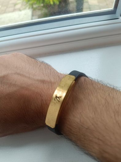 wrist  band LV