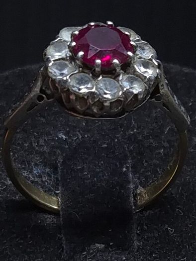 Antique 18ct Ruby Diamond Ring