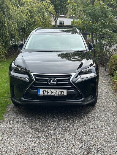 Lexus NX 300h