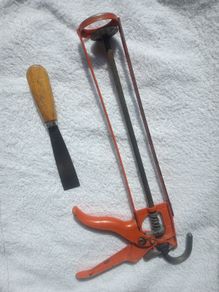 Caulking Gun + Putty Knife