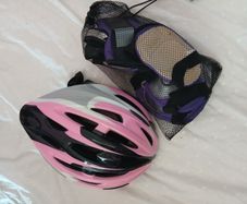 Girls Bicycle Hemet & Protective Pads