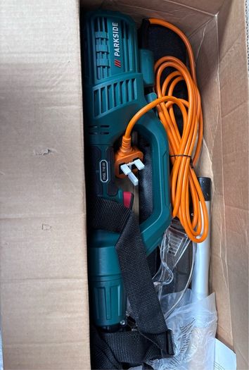Long Reach Hedge Trimmer