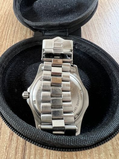 TAG Heuer Professional 2000