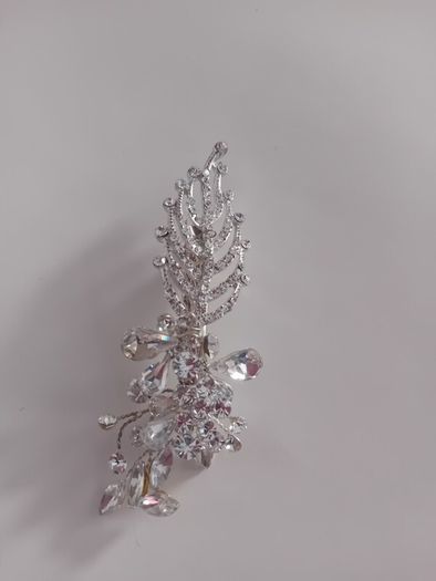 bridal clip