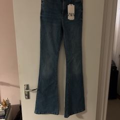 Bootcut jeans