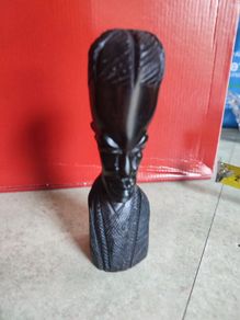 Carved Ebony / Dark Wood Tribal African Head / Bust Sculpture