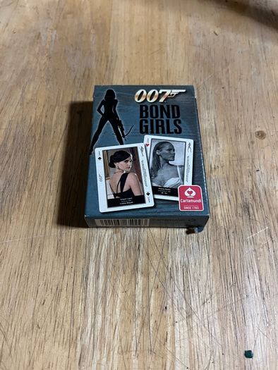 OO7 Bond girls playing cards