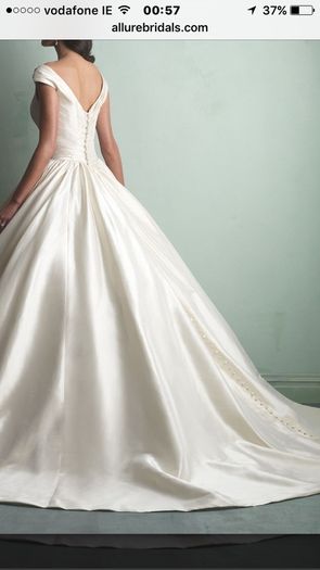 Allure 9155 White Wedding Dress size 12/14