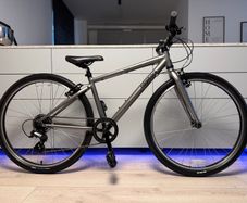 Ridgeback Dimension Junior Bike 26 inch (Like NEW)