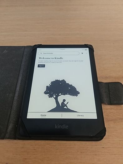Kindle Paperwhite 11th Gen with Ads