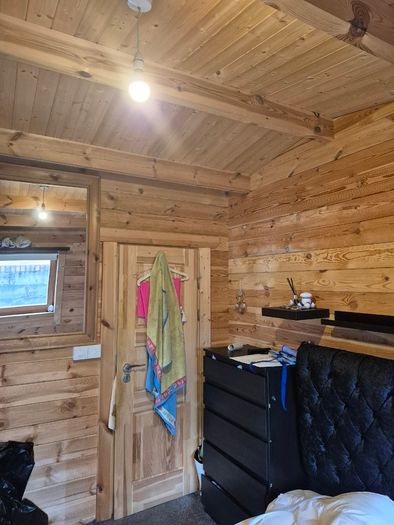 Log Cabin