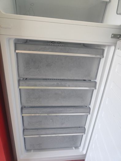 Fridge and freezer