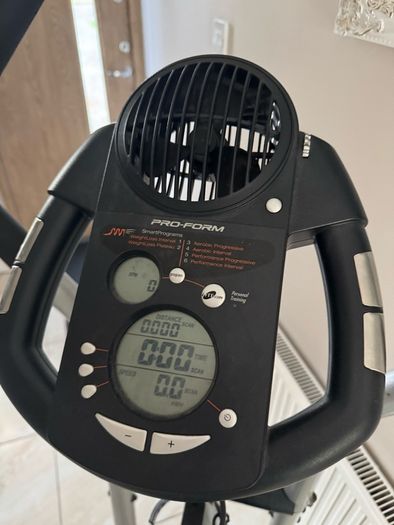 Cross Trainer