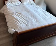 Free Sleigh Bed