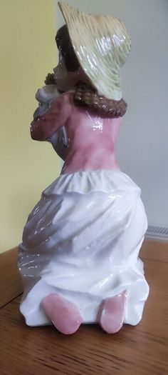 Tendra large Porcelain Figurine