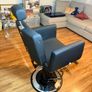 Beauty/Barber Chair Image 8